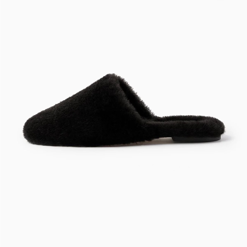 AEYDE
Kelly shearling slippers size 36